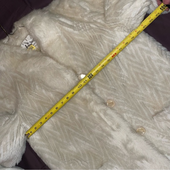 ᪥ Vintage Lilyan’s Philadelphia Sportowne Fur Coat ᪥ - Picture 10 of 12